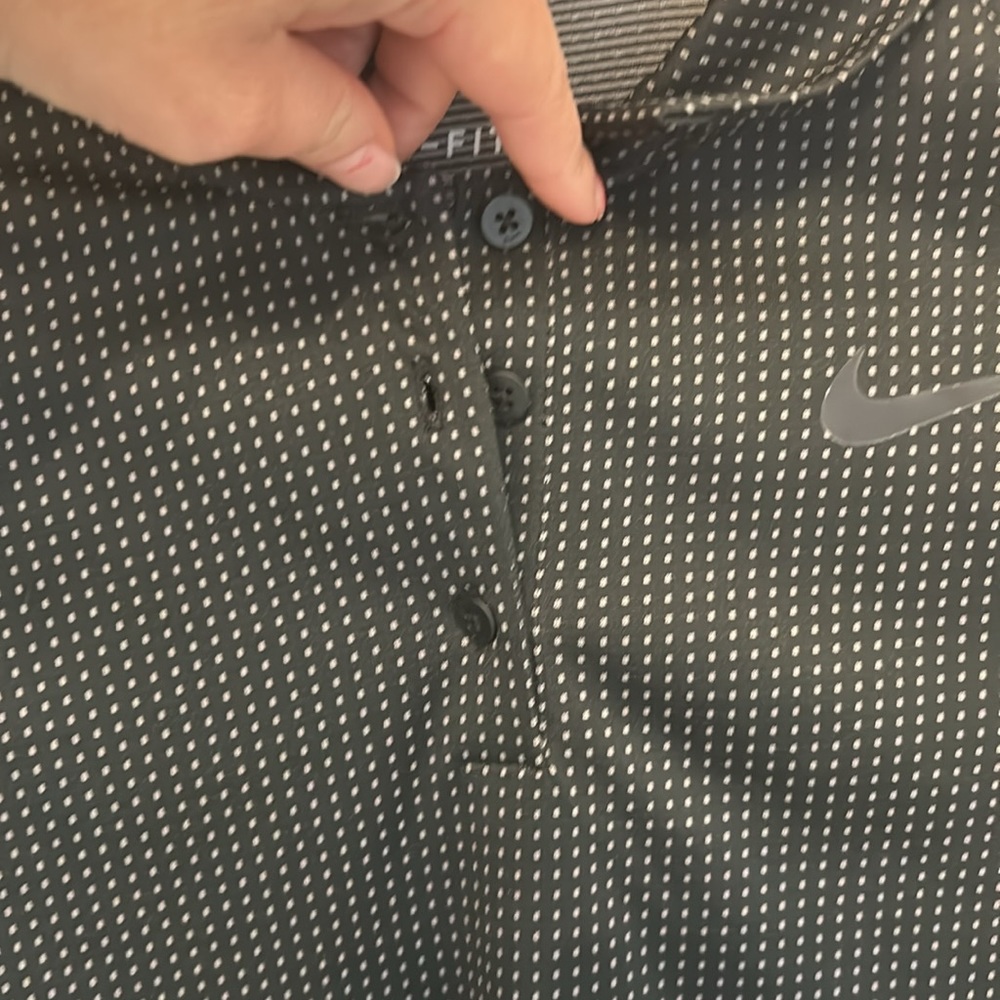 NEW Nike Golf Dri-Fit Long Sleeve Polo 3 Button Front Closure Size XS - Picture 8 of 14